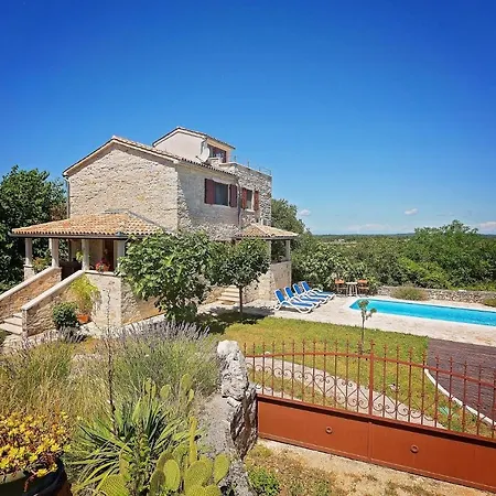 Mulberry * Sveti Ivan (Istria)