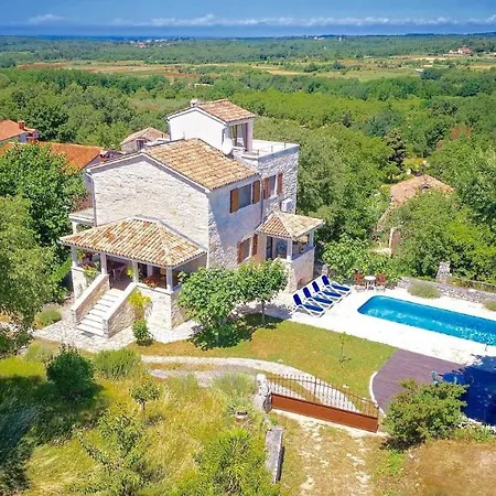 Villa Mulberry *